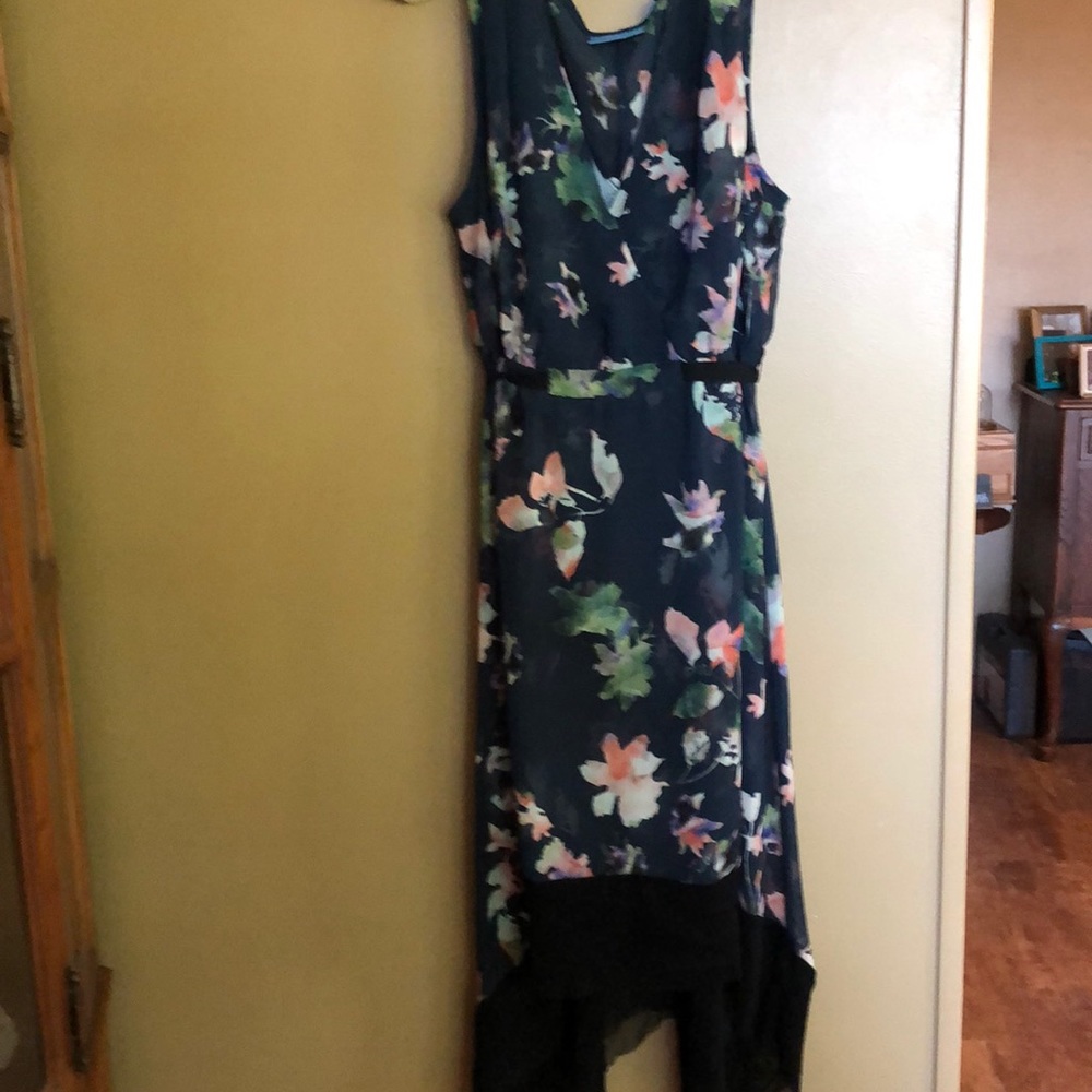 A simply Vera dress.  Ties in back flowy